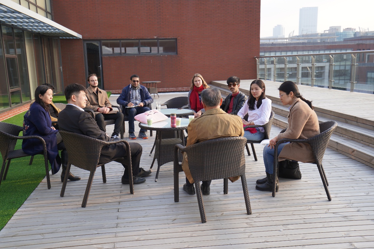 C:\Users\dell\Desktop\麻豆av新闻
2019\2019.03.15 温铁军\DSC01640.JPG